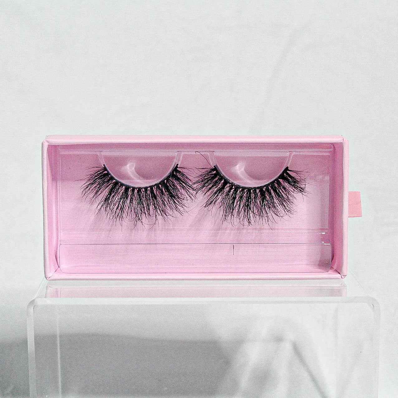 Pursue Lashes